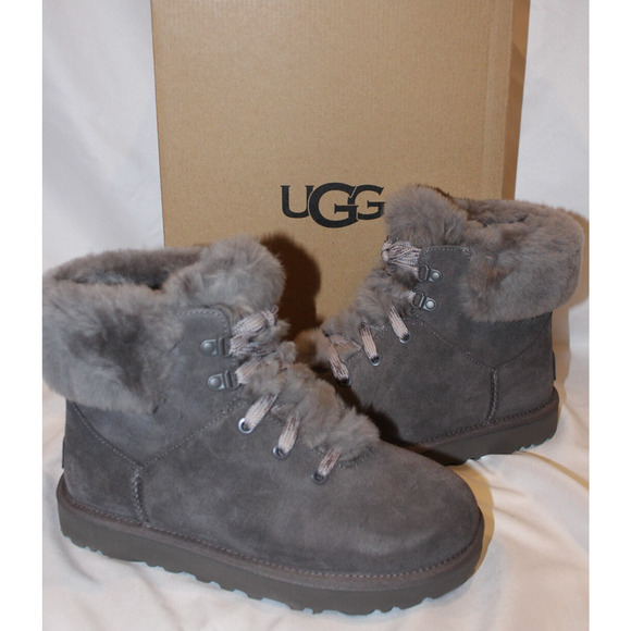 NIB UGG WOMEN'S MINI ALPINE LACE UP SUEDE SHEARLING‎ LINED BOOTS GRAY 7 - Picture 1 of 7